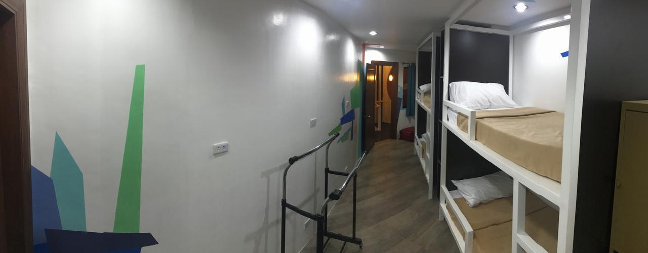 1521 Hostel Lapu-Lapu City Eksteriør bilde
