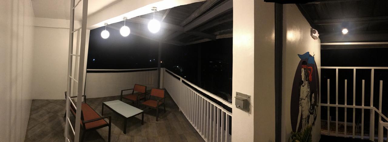 1521 Hostel Lapu-Lapu City Eksteriør bilde