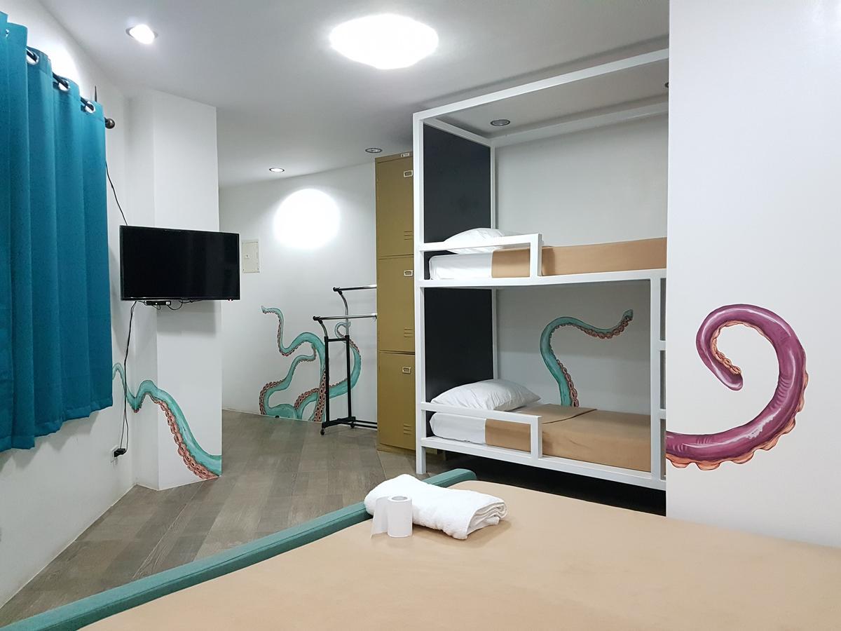 1521 Hostel Lapu-Lapu City Eksteriør bilde